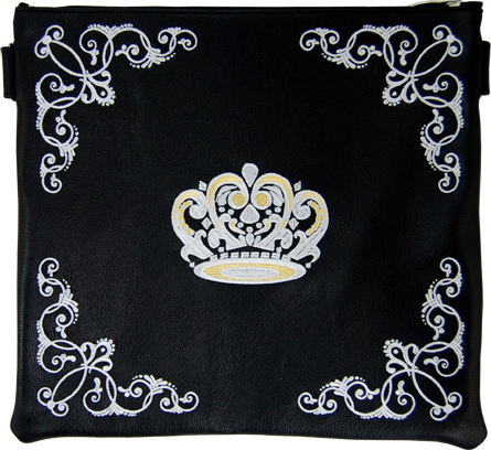 Four corner swirl design with Crown